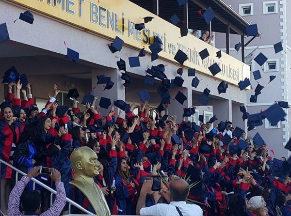 Şehit Ahmet Benli Mesleki ve Teknik Anadolu Lisesi Fotoğrafı